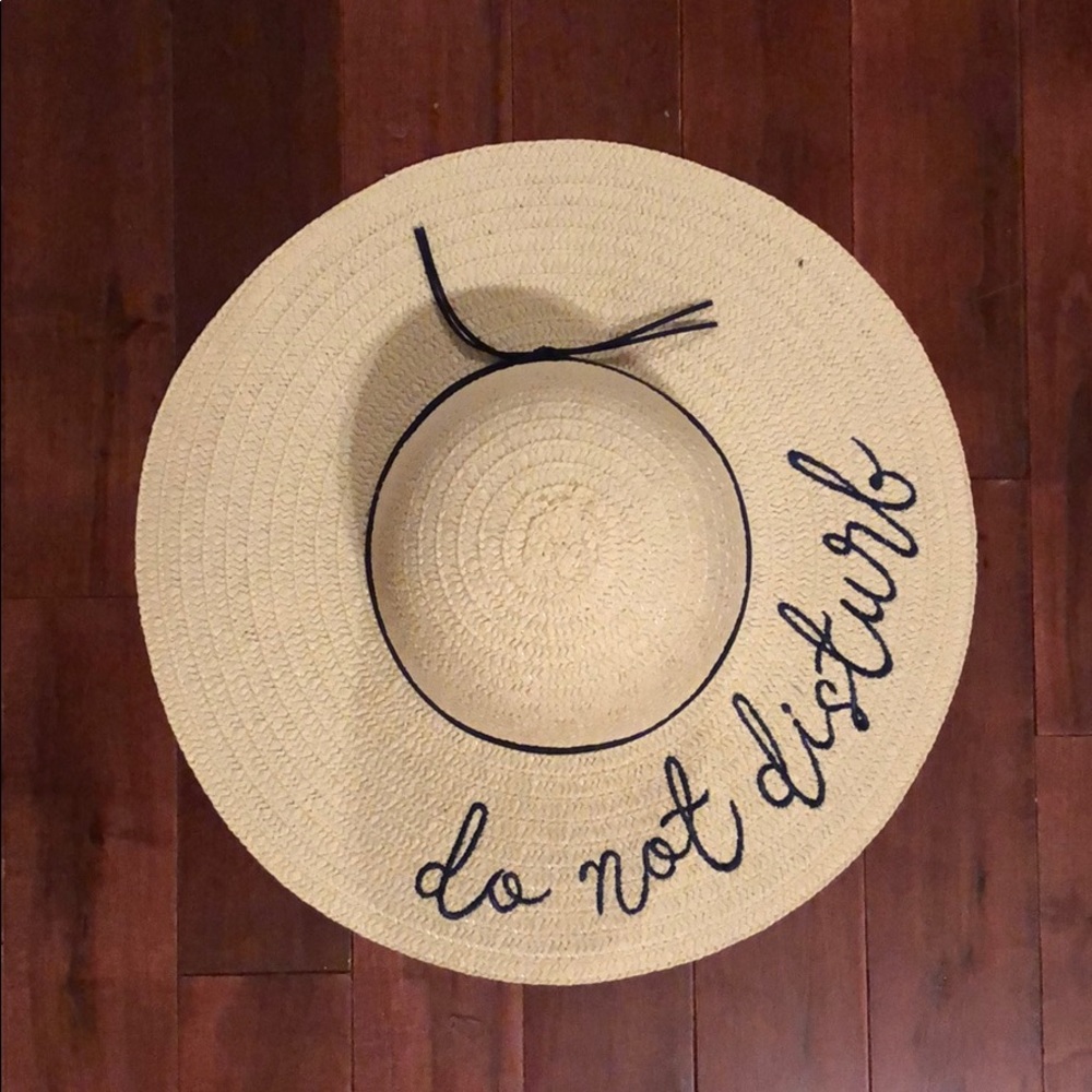 Do not disturb beach hat